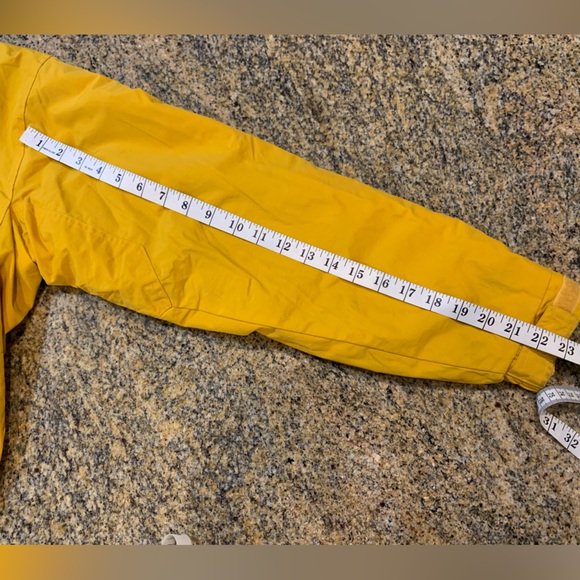 Cabelas yellow jacket size medium - Picture 10 of 12